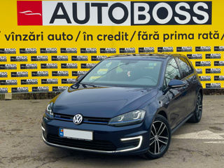 Volkswagen Golf foto 1