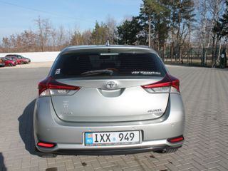 Toyota Auris foto 5