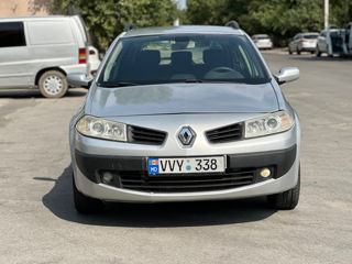 Renault Megane foto 2