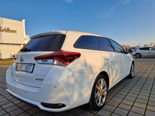 Toyota Auris foto 4