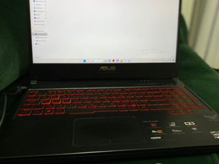 Vând/Продам Laptop Gaming ASUS FX505DY