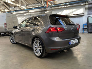 Volkswagen Golf foto 2