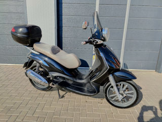 Piaggio Beverly 300 foto 1