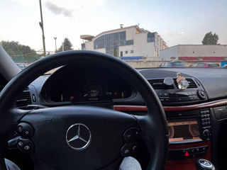 Mercedes E-Class foto 9