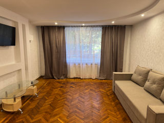 Apartament cu 3 camere, 80 m², Buiucani, Chișinău foto 3