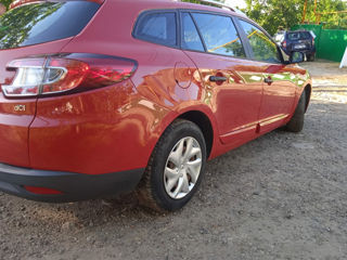 Renault Megane foto 2