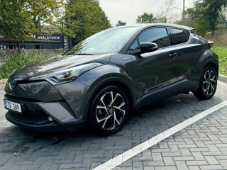 Toyota C-HR foto 3