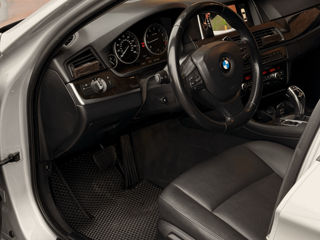 BMW 5 Series foto 7