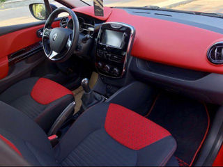 Renault Clio foto 6