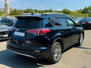 Toyota Rav 4 foto 4