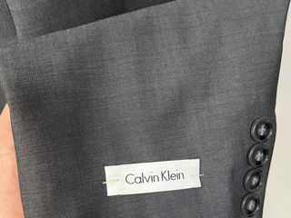 Новый классический костюм Calvin Klein foto 6