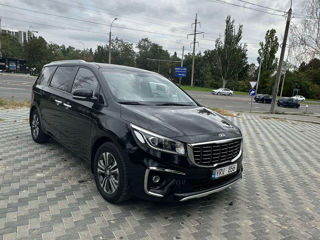 KIA Carnival foto 5