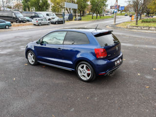 Volkswagen Polo foto 8