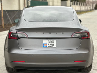 Tesla Model 3 foto 5