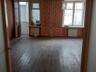 Apartament cu 3 camere, 72 m², Centru, Chișinău foto 2