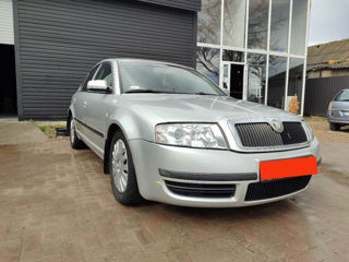 Skoda Superb foto 4