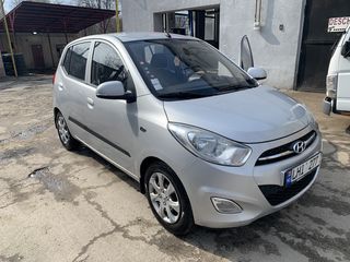 Hyundai i10 foto 1