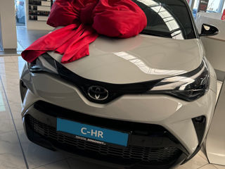 Toyota C-HR foto 10