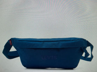 Levis foto 3