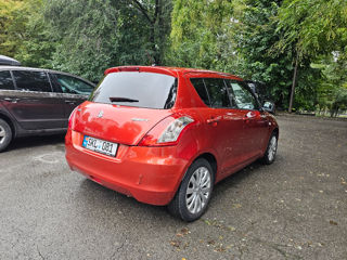 Suzuki Swift foto 4