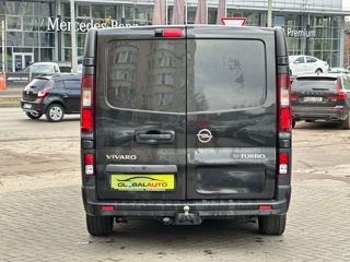 Opel Vivaro foto 4