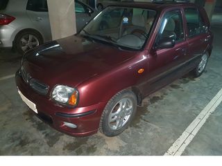 Nissan Micra foto 1