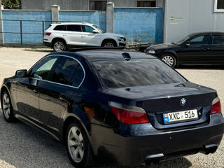 BMW 5 Series foto 8