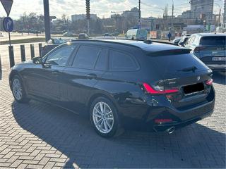 BMW 3 Series Touring foto 6