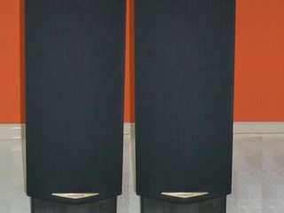 2 напольные колонки Kenwood с грилями, 2-x полосные, 3-х драйверная акустическая система foto 2
