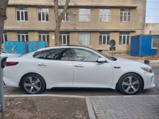 KIA Optima foto 1