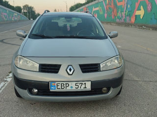 Renault Megane foto 1