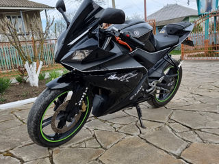 Yamaha Yzf R125 foto 1