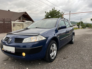 Renault Megane foto 2