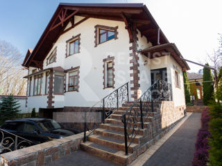 Vânzare, casă, 2 nivele, 4 camere, strada Angela Păduraru, Buiucani foto 1