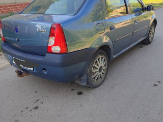 Dacia Logan foto 2