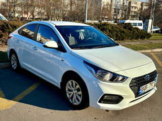 Hyundai Accent foto 4