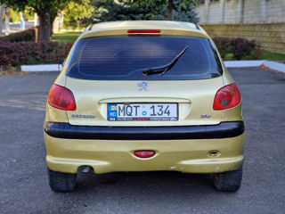 Peugeot 206 foto 4