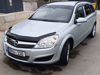 Opel Astra foto 2