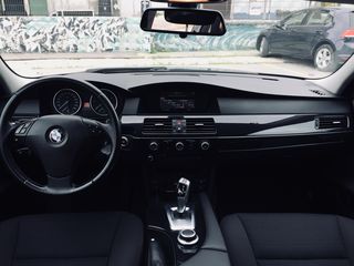 BMW 5 Series foto 8