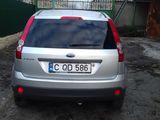 Ford Fiesta foto 3