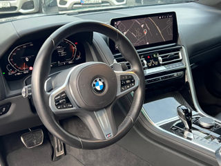 BMW 8 Series foto 11