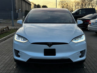 Tesla Model X foto 5