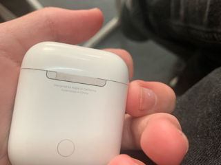 Vând AirPods 2 foto 2