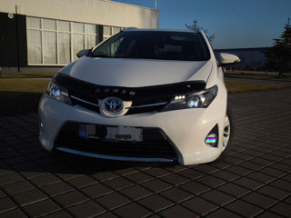 Toyota Auris foto 2