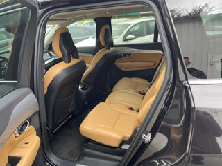 Volvo XC90 foto 18