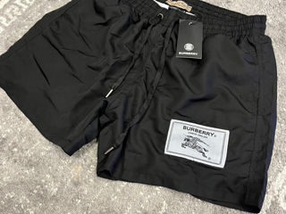Slipi Burberry, Amiri foto 0