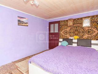 Vânzare apartament cu 4 odăi separate, casă la sol, în 2 nivele, încălzire autonomă, 105900 euro foto 3
