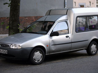 Ford Courier foto 3