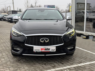 Infiniti Q30 foto 2