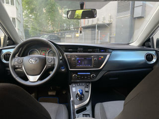 Toyota Auris foto 8